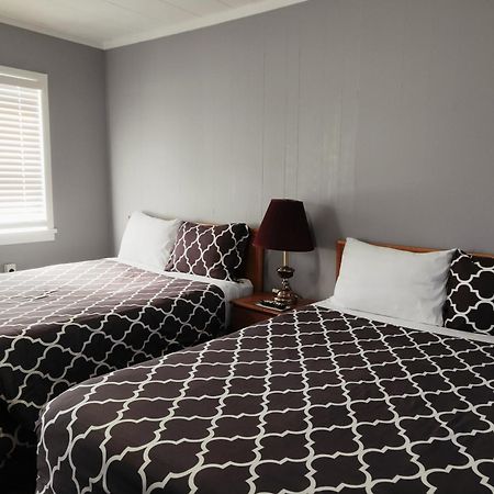 Melsask Motel Melville Kültér fotó