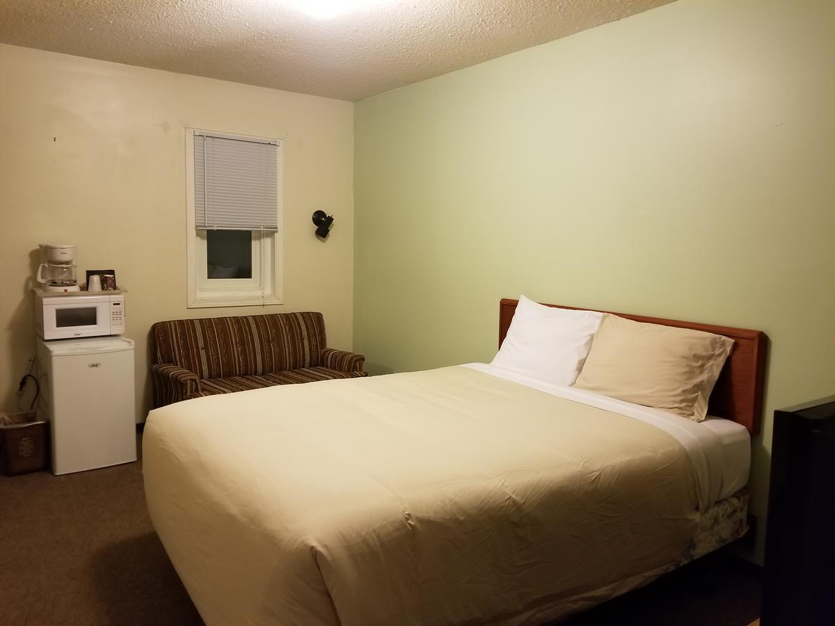Melsask Motel Melville Kültér fotó