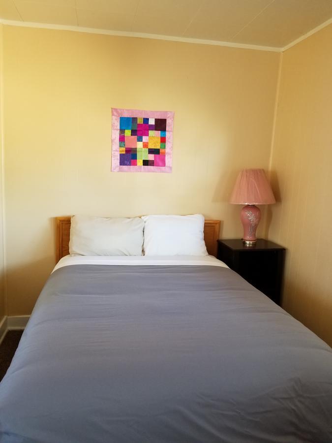 Melsask Motel Melville Kültér fotó